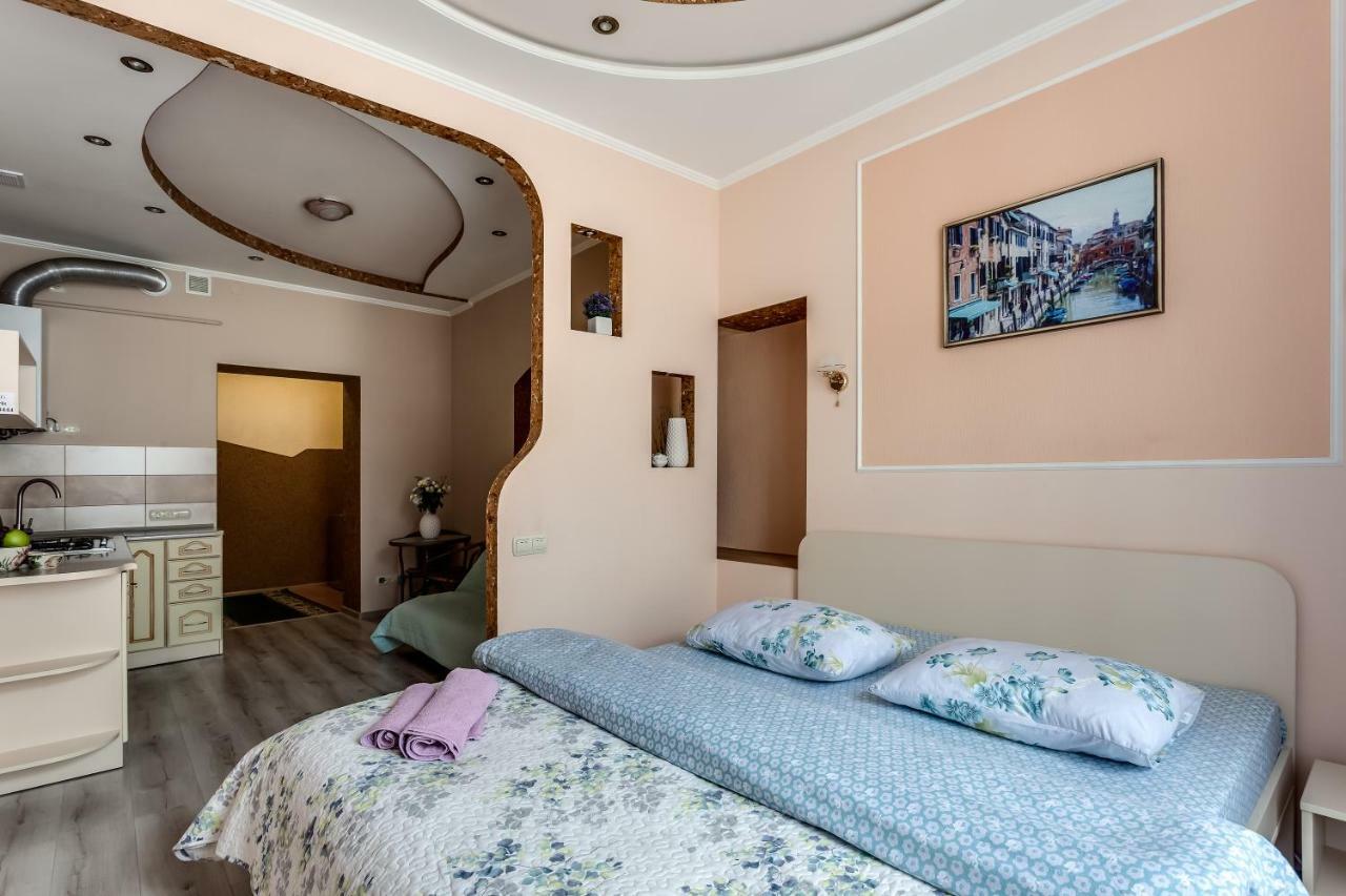 Central Apartments Rynok 利沃夫 外观 照片